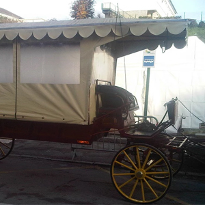 Calèche omnibus en bois