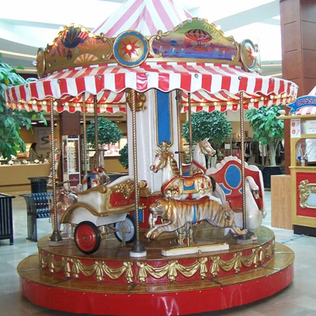 Manège carrousel en bois