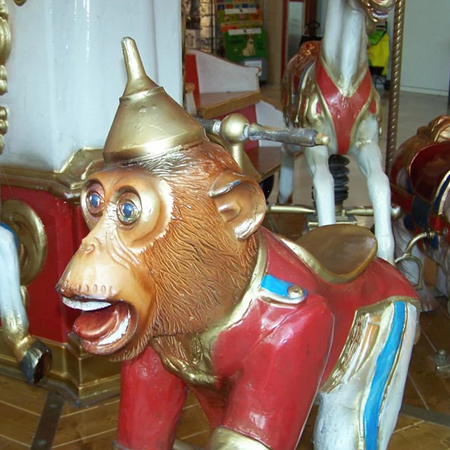 Manège carrousel en bois