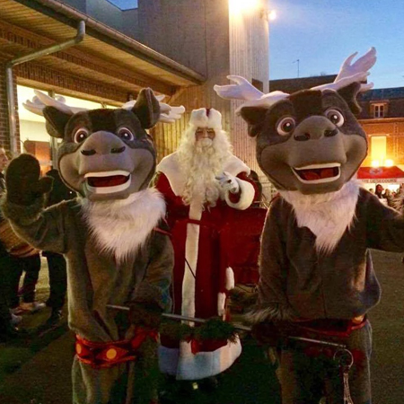 Le père de Noël et son traineau