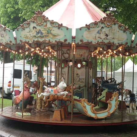 Petit carrousel 1900